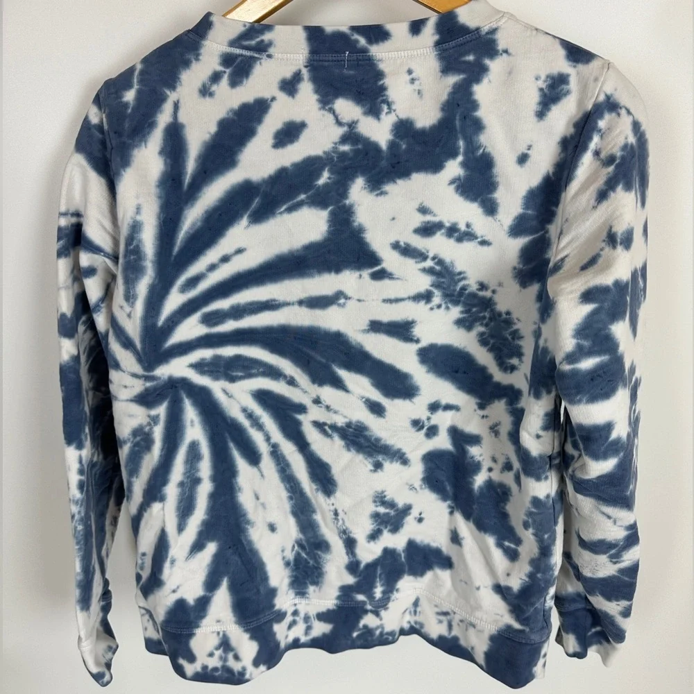 J. Crew Tie Dye Sweatshirt Blue and White Women’s Size Small‎